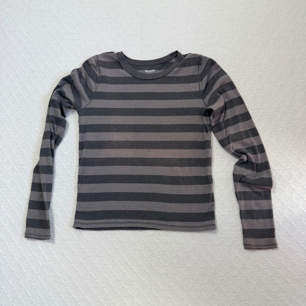 Hollister Long Sleeve Striped Ribbed Knit Crew Neck Tee Grey Charcoal Large